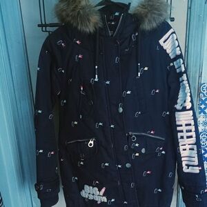 Trendy Navy Puffer Jacket with Fur Hood